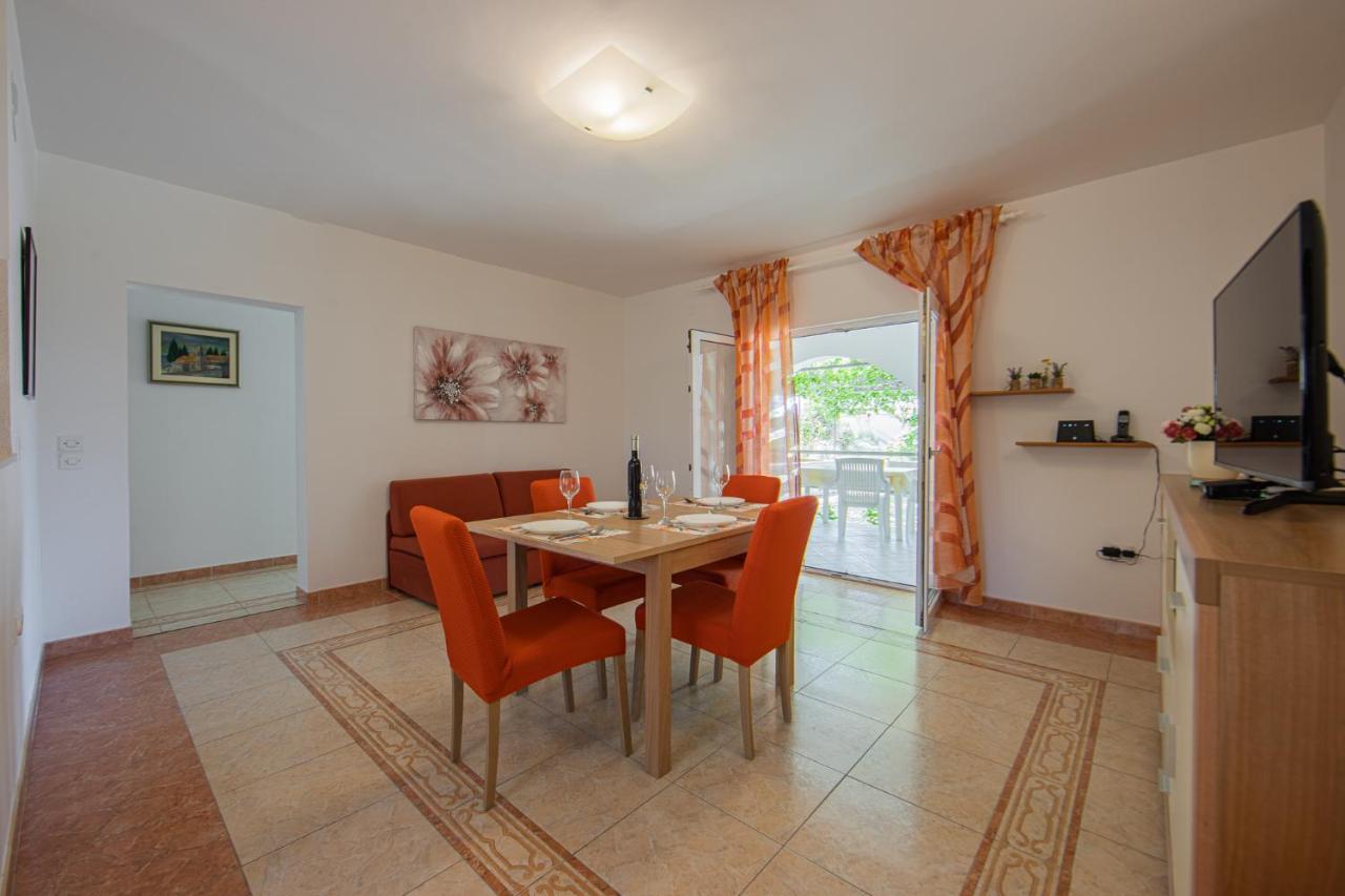 Apartmani Mares Razanj Ražanj Exterior foto